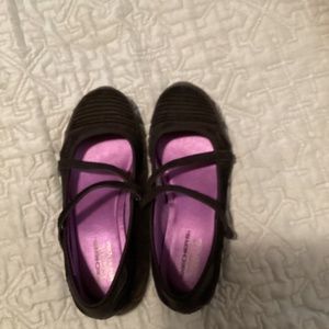 Sketchers relaxed fit memory foam shoes